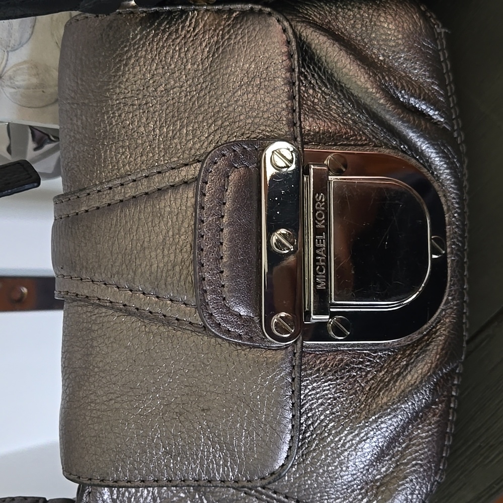 Michael Kors Crossbody Bags Black/Metallic Silver Bundle of 2 - Picture 2 of 9